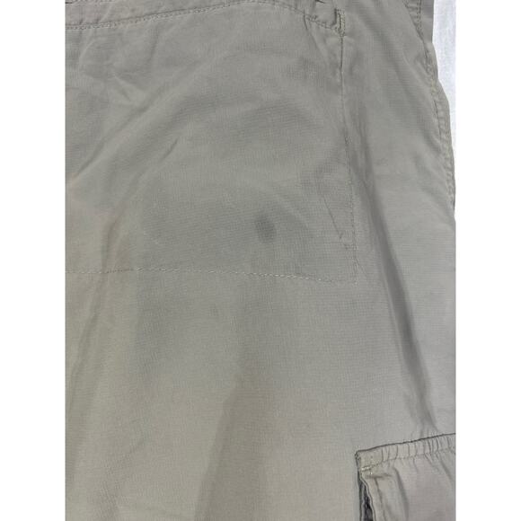 Columbia Omni Shade Cargo Shorts 42 Brown Performance Lightweight Hiking Camping - Picture 12 of 16